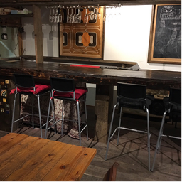 バーカウンターあり